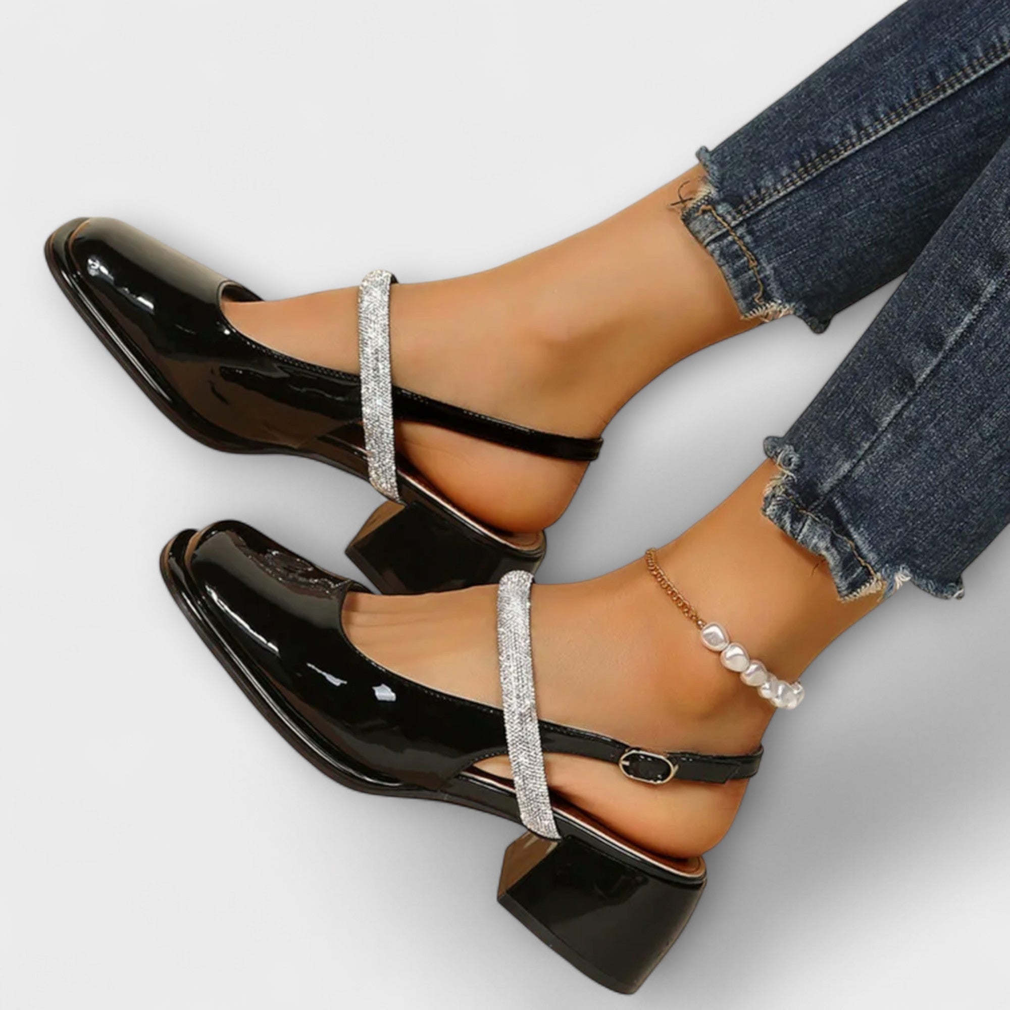 Benisse - Stylish Sandals