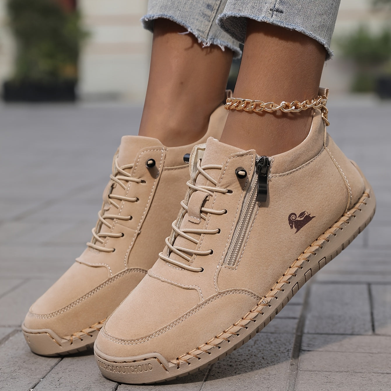 Mila™ – Comfortable orthopedic Sneakers + Zipper