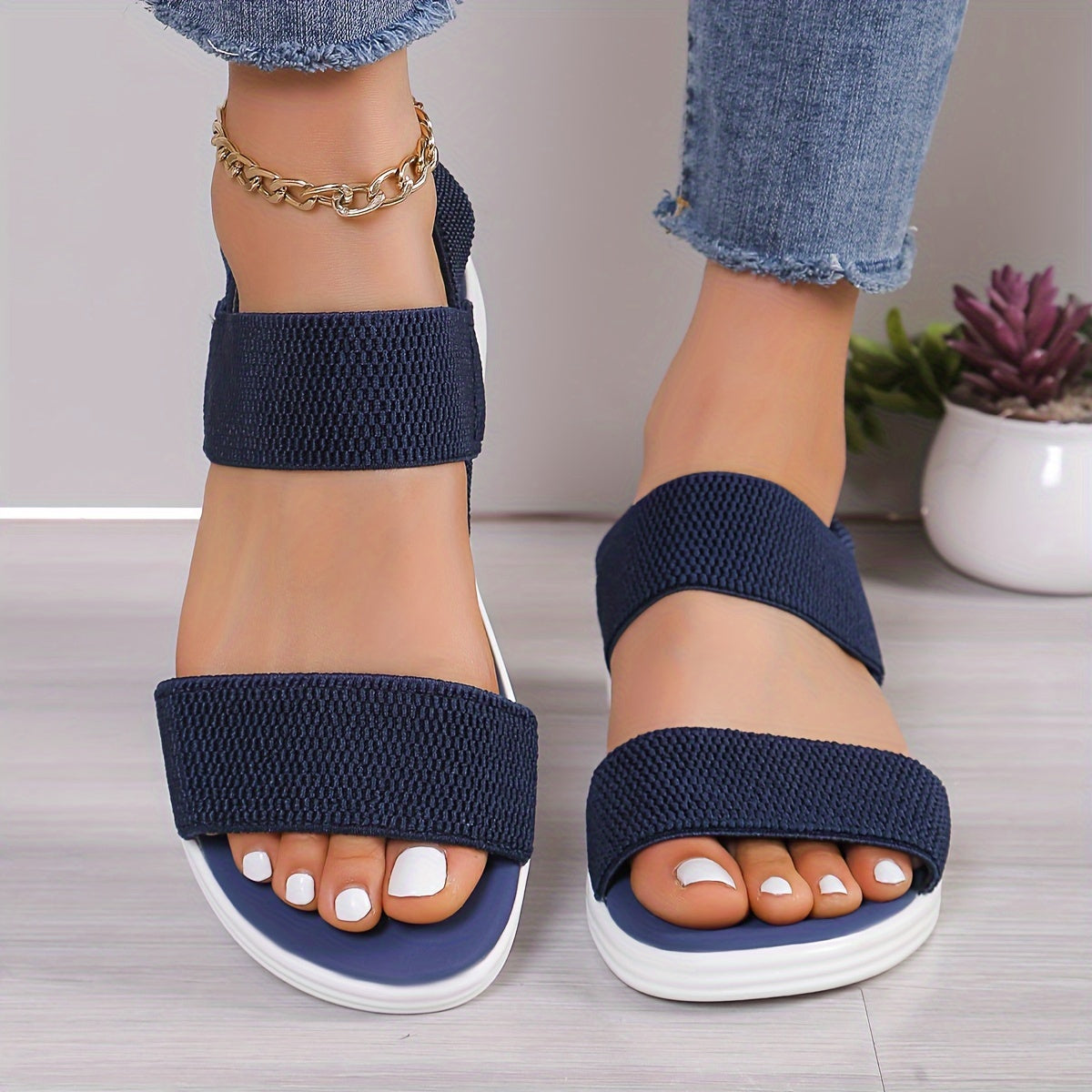 Emila - Lightweight Sandals