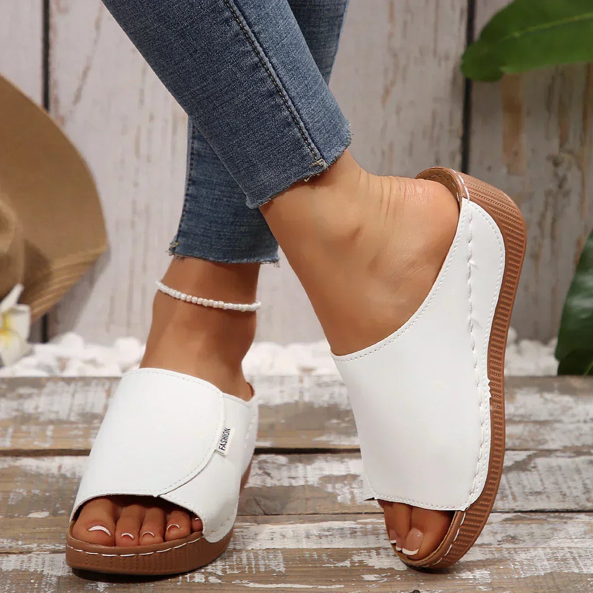 Ella - Slip-On Sandals