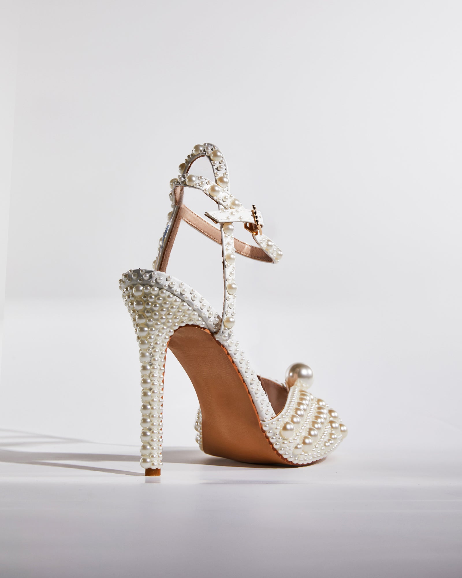 Liviana Pearl Strap Sandals In Apricot