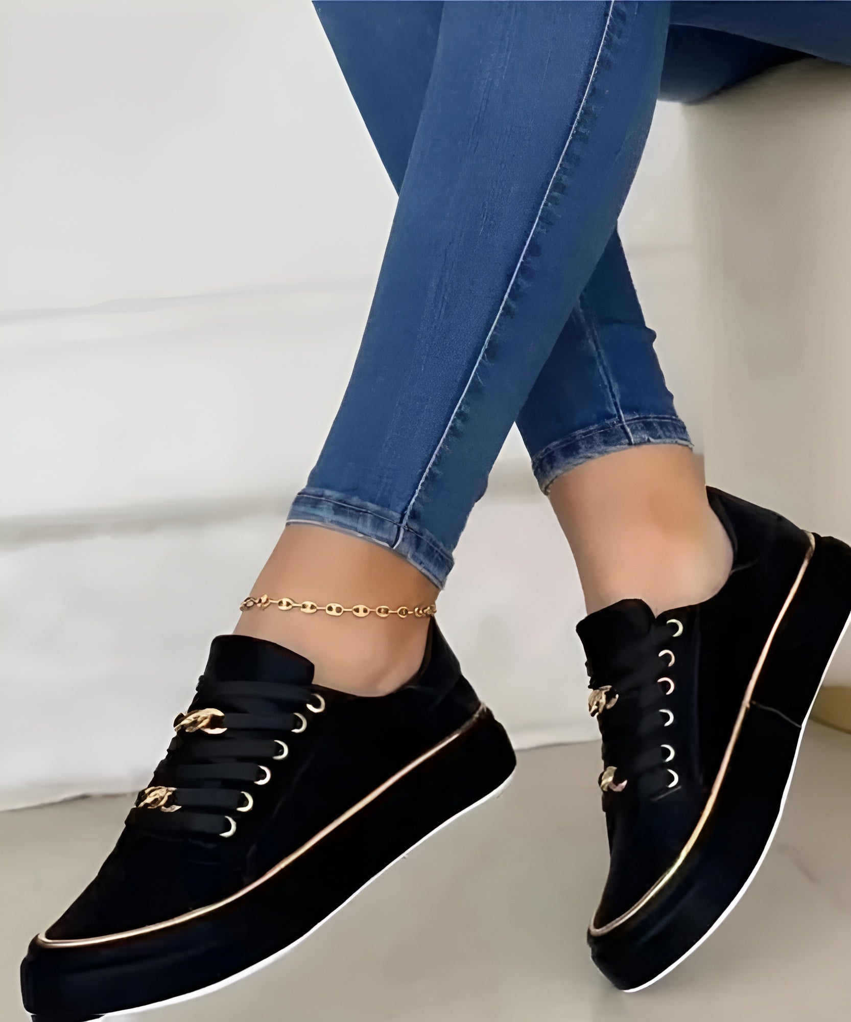 Alexya | Stylish Sneakers